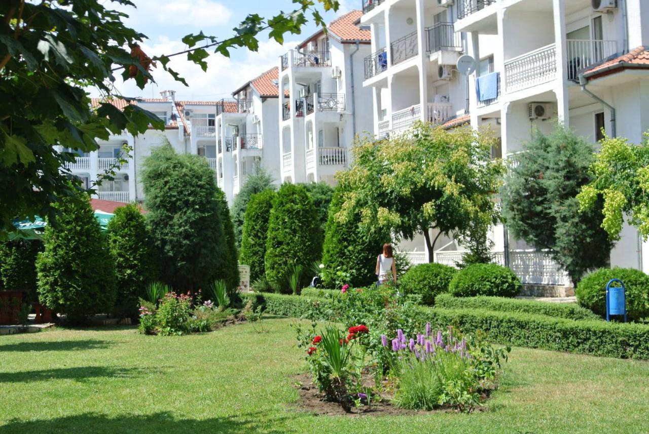 Bravo 5 Holiday Home Pantai Sunny Bagian luar foto