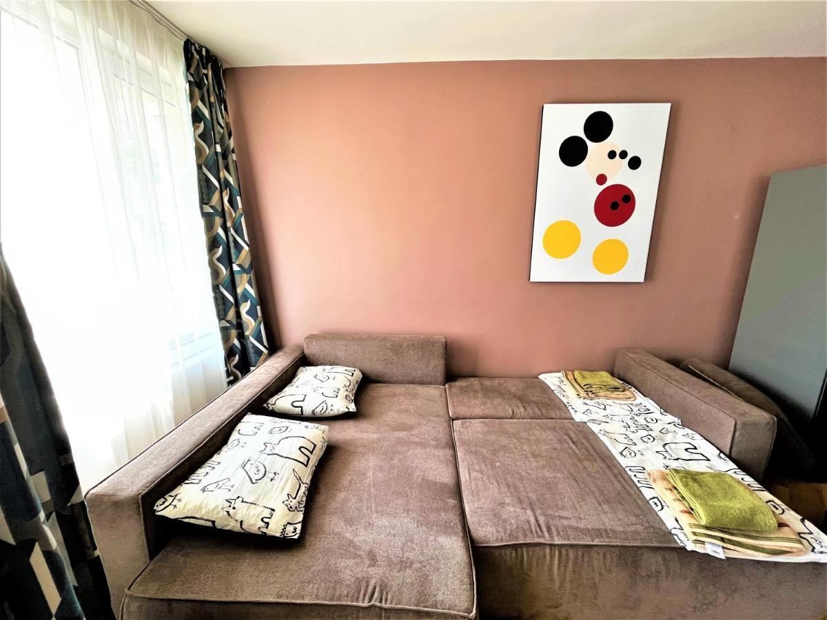 Bravo 5 Holiday Home Pantai Sunny Bagian luar foto